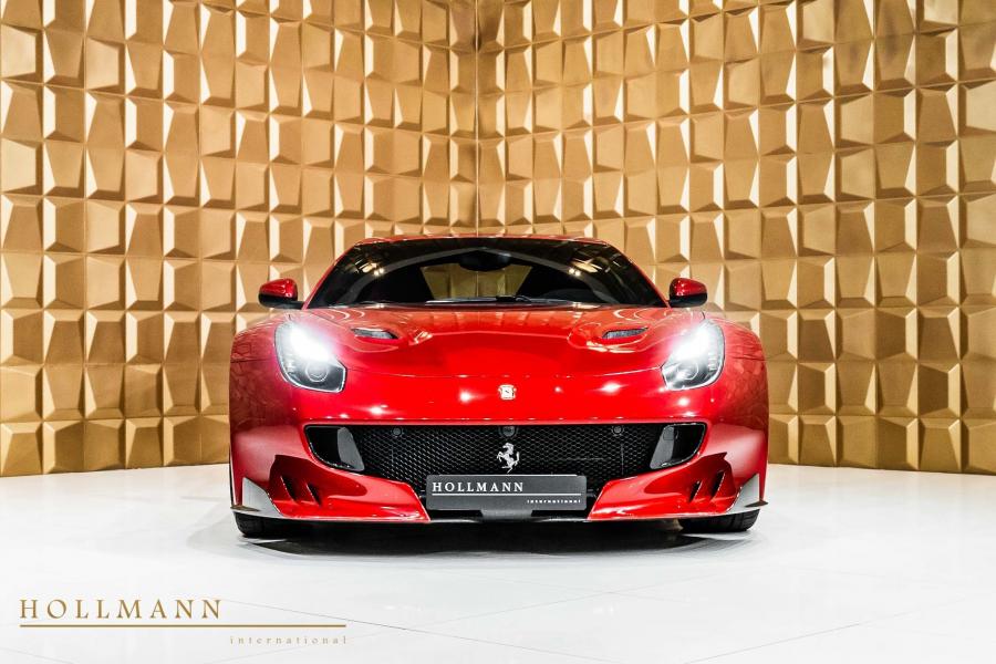  Ferrari F12tdf 2015 года  (фото 15 из 28)